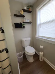 Comfortable, Convenient, & Spacious 3 bedroom home - Image 5