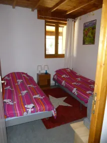 Charming country cottage with swimming pool - Image 5