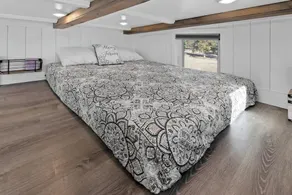 Tiny home in Lindsay with fireplace, 2 Queen lofts - Image 5