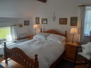 300 year old tradition irish cottage - Image 2