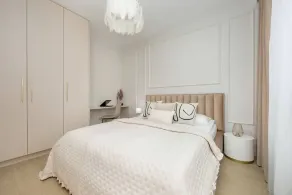 Stylish Apartment with Balcony 7th Floor by Noclegi Renters - Image 5