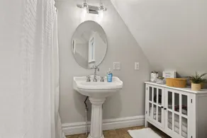 Rochester Gem: 3BR Near All! - Image 3