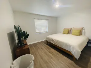 1  Bedroom in the Heart of Sebastian - Image 4
