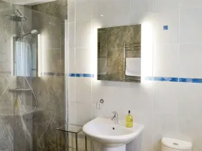Alojamiento de 3 habitaciones en St Issey, Wadebridge - Image 3