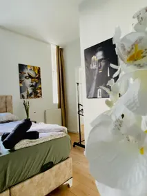 8 Studios with Terrace in Margareten - Image 2