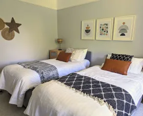 Parkview Cottage - Beautiful terraced bungalow with cosy fireplace - Image 4