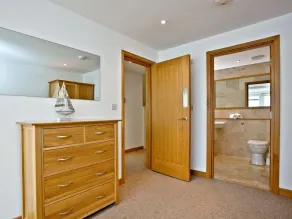 Alojamiento de 3 habitaciones en Newquay - Image 3