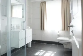 SUITE PRIVATA 1 I SAUERWEINGUT - Appartamento moderno con elementi tradizionali - Image 3