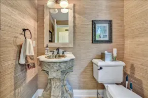 4 Bedrooms, 1 Flex Room, 4½ Bathrooms!  HOT TUB! Beautiful home in Lakefield Subdivision! - Image 2