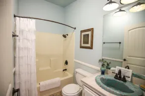 Bunny Hill Farmstay with Hottub - Image 3