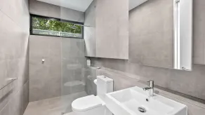 A comfortable and convenient way to enjoy the stunning scenery and relaxed lifestyle - Image 2