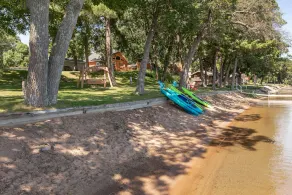 Cabin on Farm Island Lake in Aitkin - Image 3