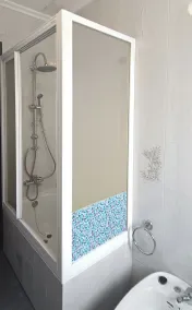 APARTAMENTO CÉNTRICO Y ESPACIOSO CON GALERÍA ACRISTALADA - Image 5