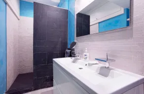 Comfortable Apartment near Retiro Park. Retiro III - Image 2