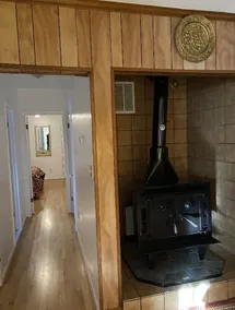 The Charming Country Cottage-Welcomes you and your pet! - Image 2