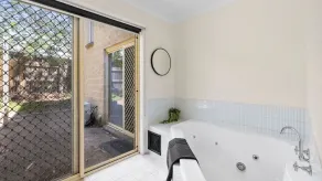 8 Birdie Ave - Anglesea - Image 4