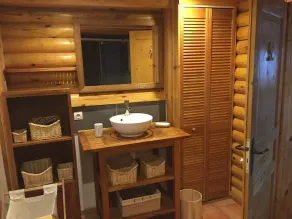 Charming 16Pax chalet 7 bedrooms 5 bathrooms 5 WCs including 3 suites - Image 3