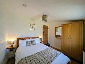 Tan Y Bryn Y Bwthyn Cwm yr Eglwys - Image 3