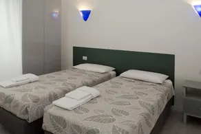 Apartamento de 2 dormitorios en el centro S. Bonifacio - Image 4