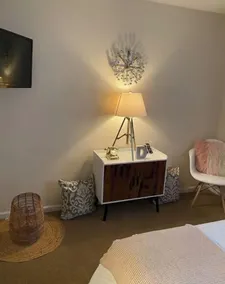 Naomi’s lovely condo! - Image 5