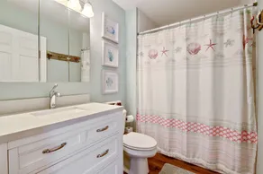 Beach View Cottage Perfect for Family & Friends! - Image 4