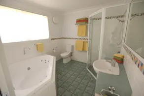 Country Apartments - Image 3