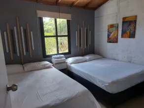 Extraordinary Cabin well located with Jacuzzi Spa, for 6 people in El Peñol. - Image 5