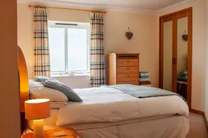 1st Floor Apartment With Outstanding Sea Views With Access To Look-Out Platform - Image 4