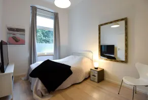 Small home in the center of Dusseldorf - Image 5