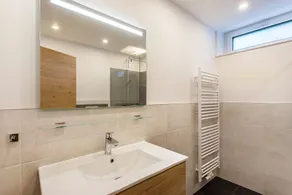 Appartamento \"Im Haus Stöckl\" con vista sulle montagne, giardino, terrazza e Wi-Fi - Image 4