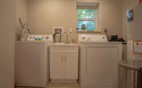 P-HAPPY -Happy Hideaway - Image 2