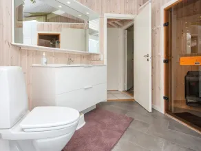 6 Personen Ferienhaus in Bjert - Image 4