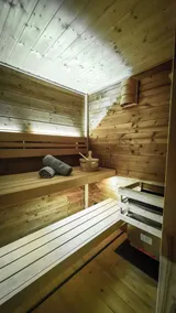 Vacation home1800m, near ski lift, wooden stove, W-LAN, desk, outdoor sauna - Image 4