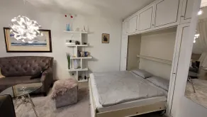 Cozy lake view apartment for two! - Image 4