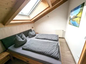 Cozy vacation apartment with two bedrooms, wood-burning stove and spacious balcony - Image 5