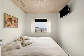 Holiday apartment with sea view on the cliffs - Image 4