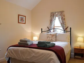 Brampton Hill Farm Cottage - Image 4