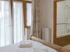 3 bedroom accommodation in St Mellion, near Saltash - Image 3