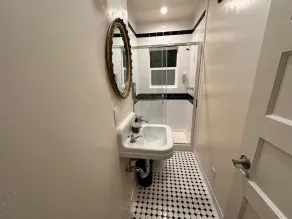 West River House - Image 3