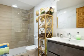 Appartamento 'Bella Vistas' con piscina condivisa, Wi-Fi e aria condizionata - Image 4