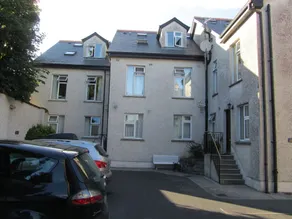 Maison de ville, située dans le village de Salthill à proximité du bord de mer. - Image 5