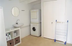 Impresionante casa de 3 dormitorios en. - Image 2