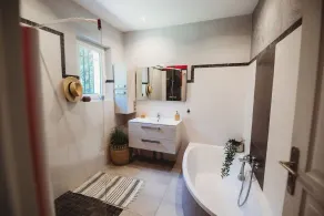 Gîte de Charme Entre Saint Rémy de Provence et Avignon - Image 2