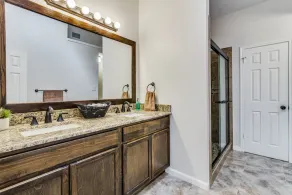 DISCOUNTED! Modern & luxury Home. TOTALLY RENEWED!! - Image 3