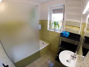 Apartment Andrej Gubčeva 2BR  w/Parking, Balcony - Image 3