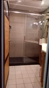 Private heated swimming pool - Image 2