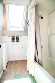 Trail access ✯ Downtown ✯ Pet Friendly & No Cleaning Fee! - Image 2