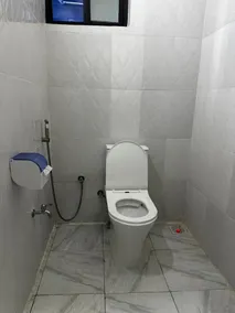 Girrafe Apartments - Image 4