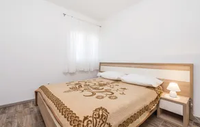 Bel appartement de 2 chambres à Mandre - Image 4