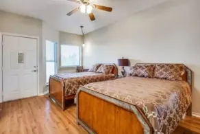 Spacious Condo located in Tanglewood Resort area at Lake Texoma Top Fishing - Image 4